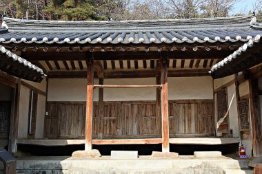  Kore 'de okuduğum bir yer..