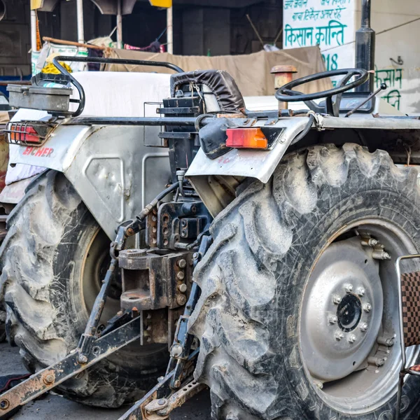Gazipur Delhi India Diciembre 2020 Los Tractores Agrícolas Estacionados Frontera —  Fotos de Stock
