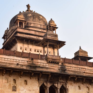 Orchha, Madhya Pradesh, Hindistan, Jahangir Mahal veya Orchha Sarayı Orchha 'da bulunan bir kale ve garnizondur. Madhya Pradesh. Hindistan, Hindistan Arkeolojik Siteleri