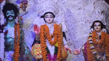 Tanrıça Durga, Hindistan 'ın en büyük Hindu festivali olan Güney Kolkata Durga Puja, Durga Puja Idol' a yakından bakıyor.