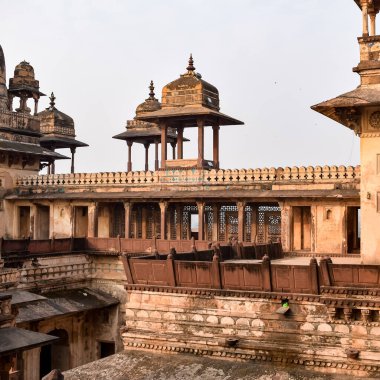 Orchha, Madhya Pradesh, Hindistan, Jahangir Mahal veya Orchha Sarayı Orchha 'da bulunan bir kale ve garnizondur. Madhya Pradesh. Hindistan, Hindistan Arkeolojik Siteleri
