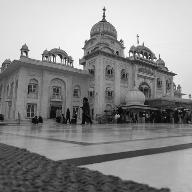 Gurdwara Bangla Sahib Sih Gurudwara, Bangla Sahib Gurudwara Yeni Delhi, Hindistan, Sih Cemaati gurudwara Bangla Sahib görünümlü Siyah ve Beyaz