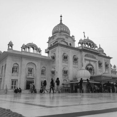 Gurdwara Bangla Sahib Sih Gurudwara, Bangla Sahib Gurudwara Yeni Delhi, Hindistan, Sih Cemaati gurudwara Bangla Sahib görünümlü Siyah ve Beyaz
