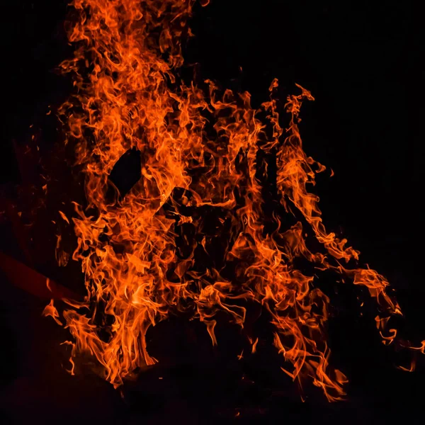 Ogień Płomienie Czarnym Tle Blaze Ogień Płomień Tło Tekstury Pięknie — Zdjęcie stockowe