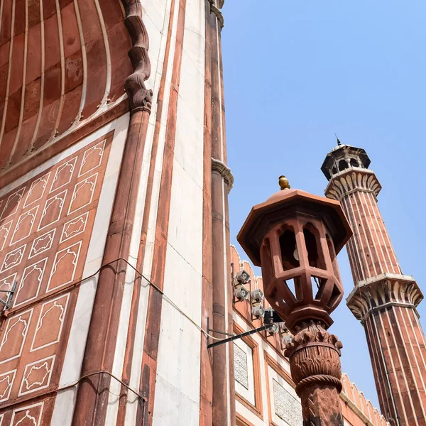 Jama Mescidi Camii 'nin mimari detayları, Eski Delhi, Hindistan, Büyük Cuma Camii' nin (Jama Mescid) muhteşem mimarisi, Hindistan 'ın en önemli camii olan Ramzan sezonu sırasında Delhi 6.