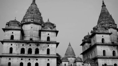 Orchha, Madhya Pradesh, Hindistan, Orchha kayıp şehir Hindistan, Hindistan arkeolojik siteleri Kraliyet Cenotapları 'nın Sabah Görüşü