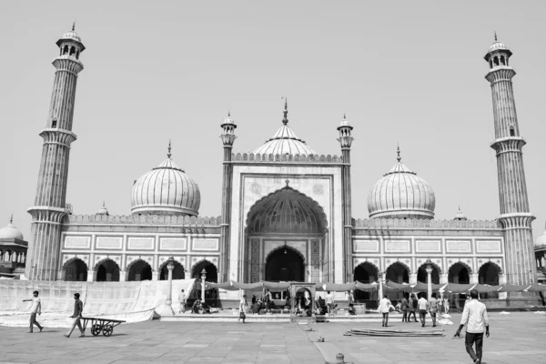 Delhi India April 2022 Unidentified Indian Tourists Visiting Jama Masjid — стоковое фото