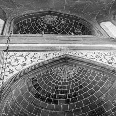 Tac Mahal 'in mimarisi Hint şehri Agra, Uttar Pradesh, Taj Mahal, Agra, Uttar Pradesh, Hindistan, Kara & Beyaz, Yamuna nehrinin güney kıyısında bulunan fildişi beyazı bir mozoledir.