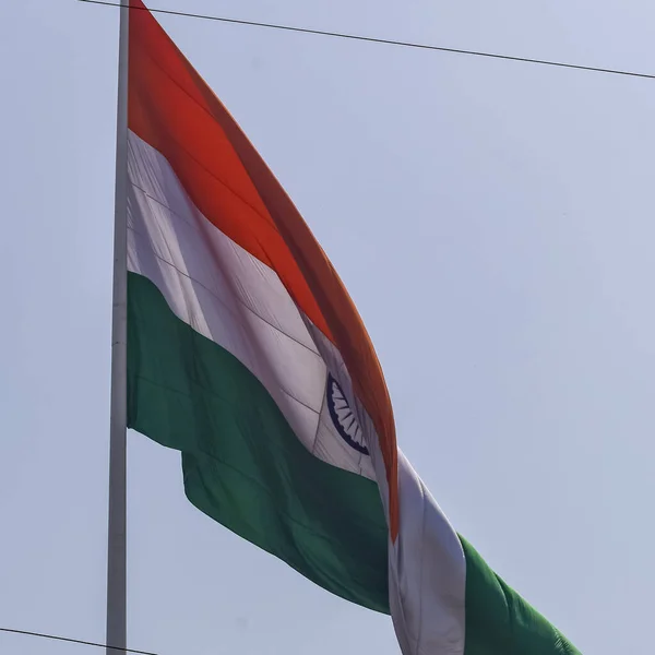 Bandeira Índia Voando Alto Connaught Place Com Orgulho Céu Azul — Fotografia de Stock