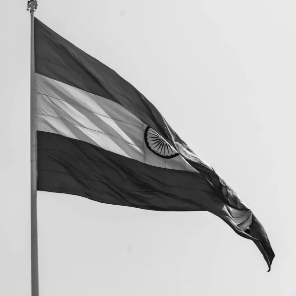 Індійський Прапор Летить Коннот Плейс Гордістю Блакитному Небі Індійський Прапор — стокове фото