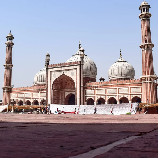 Delhi Indien April 2022 Unbekannte Indische Touristen Besuchen Jama Masjid — Stockfoto