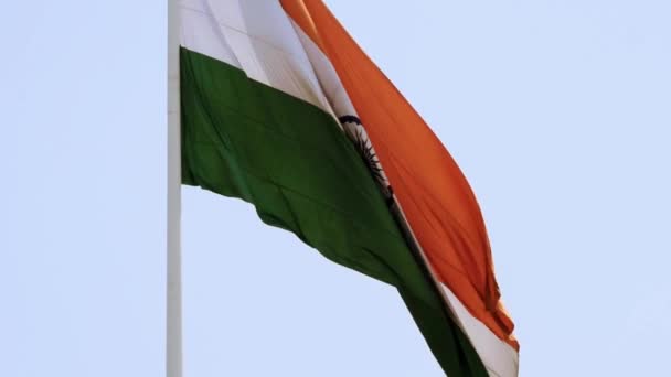 India Flag Flying High Connaught Place Pride Blue Sky India — Stock Video