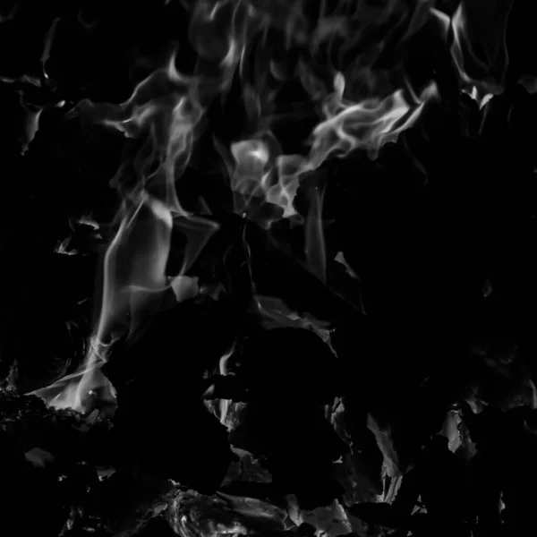 Ogień Płomienie Czarnym Tle Blaze Ogień Płomień Tło Tekstury Pięknie — Zdjęcie stockowe