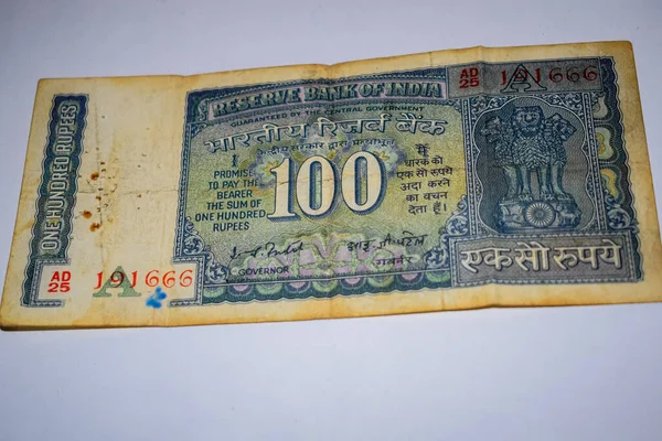 Rare Old One Hundred Rupee Notes Combined Table India Money —  Fotos de Stock