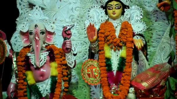 Durga Istennő Hagyományos Megjelenéssel Közelről Egy Dél Kolkata Durga Puja — Stock videók