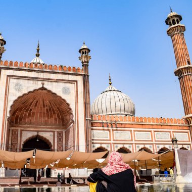 Jama Mescidi Camii 'nin mimari detayları, Eski Delhi, Hindistan, Büyük Cuma Camii' nin (Jama Mescid) muhteşem mimarisi, Hindistan 'ın en önemli camii olan Ramzan sezonu sırasında Delhi 6.