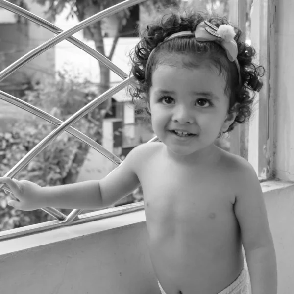 Cute Little Boy Shivaay Sapra Home Balcony Summer Time Sweet — Stockfoto