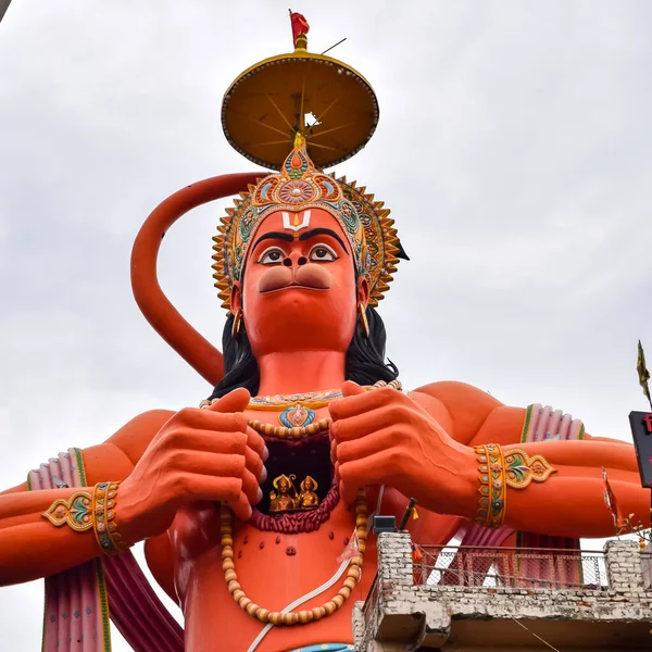 Patung Besar Lord Hanuman Dekat Jembatan Metro Delhi Terletak Dekat — Stok Foto