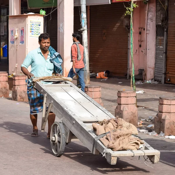 Old Delhi India April 2022 Unidentified Group Men Walking Streets — 스톡 사진