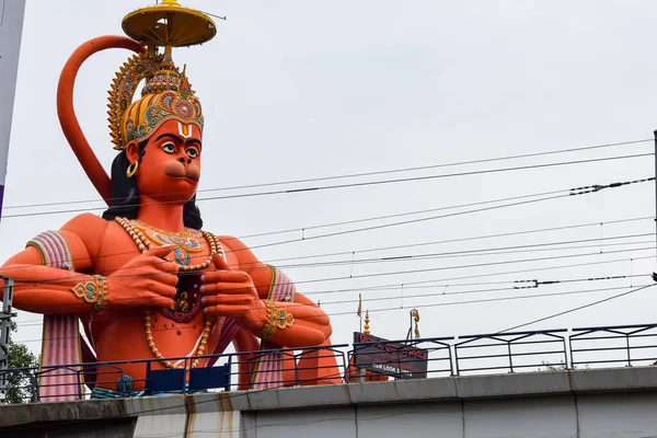 Stor Staty Lord Hanuman Nära Delhi Tunnelbanebron Ligger Nära Karol — Stockfoto