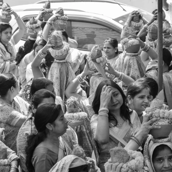 Delhi India 2022 Április Kalash Nők Jagannath Temple Mangal Kalash — Stock Fotó