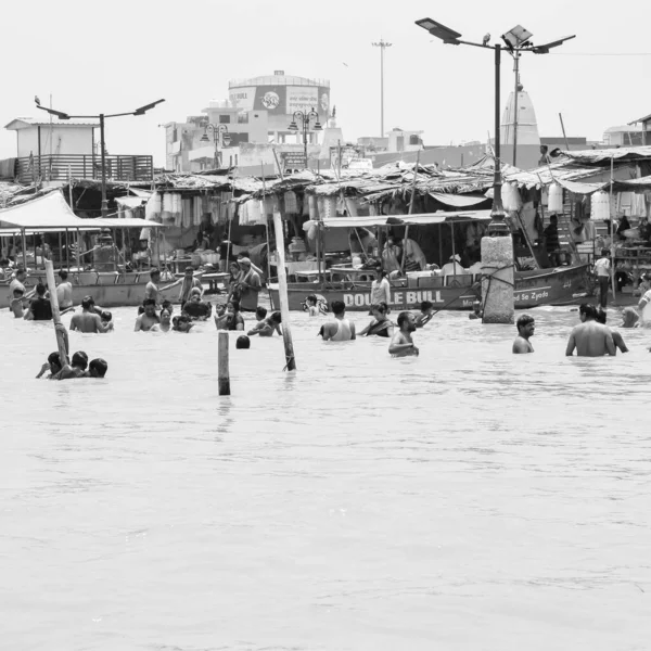 Garh Mukteshwar India June 2022 People Taking Holy Dip Occasion — Stock Photo, Image