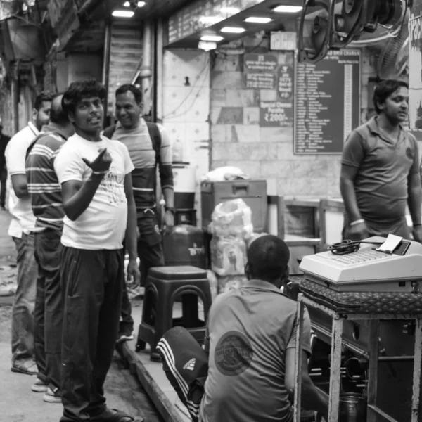 Old Delhi India April 2022 Unidentified Group Men Walking Streets — 스톡 사진