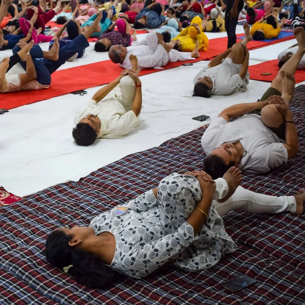 Nueva Delhi India Junio 2022 Sesión Ejercicios Yoga Grupo Para — Foto de Stock