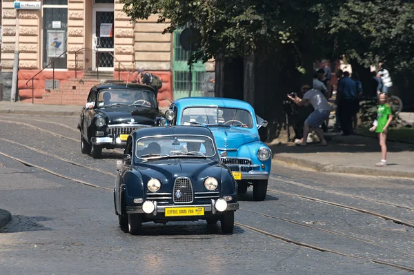 Carrera líder de Retro SAAB en el Gran Premio de Leopolis Fotos de stock libres de derechos