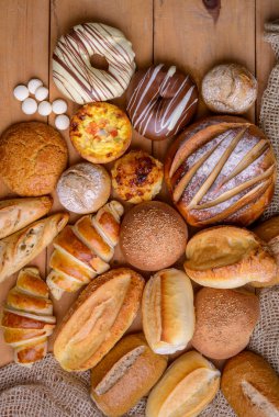 Ekmek. Çeşitli Brezilya ekmekleri türleri. Fırın ürünleri.