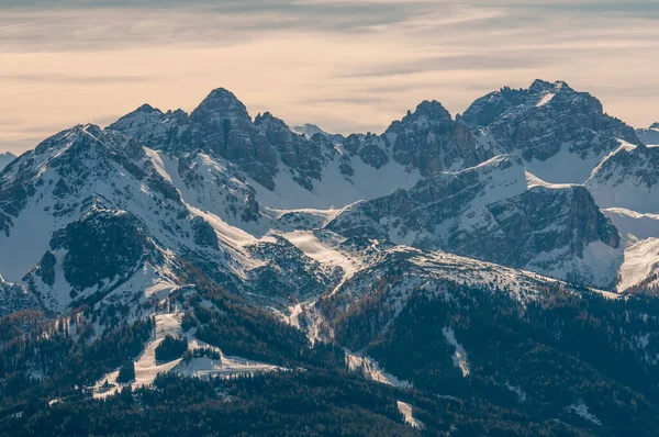 Avusturya Alpleri 18 Ekim 2012 'de Innsbruck, Tyrol, Avusturya.