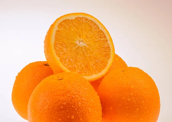 Апельсины Изолированы Белом Фоне — стоковое фото