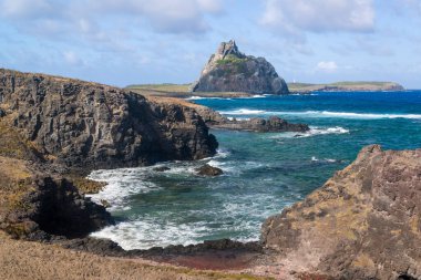 Fernando de Noronha Adası, Pernambuco, Brezilya, 14 Aralık 2021. Buraco da Raquel.