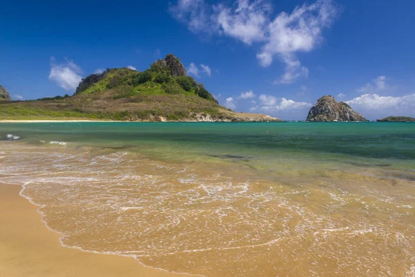 Fernando de Noronha Adası, Pernambuco, Brezilya, 14 Aralık 2021. Sueste Sahili.
