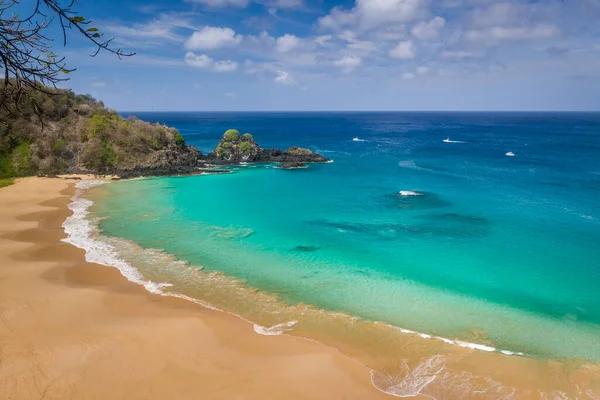 Fernando de Noronha, Sancho Körfezi Sahili, Pernambuco, Brezilya 16 Aralık 2021