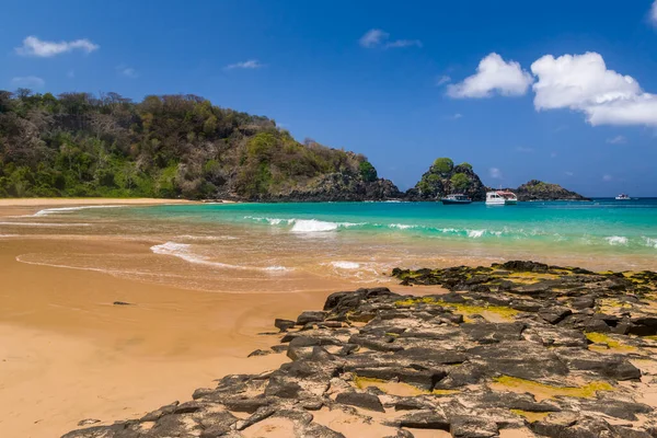 Fernando de Noronha, Sancho Körfezi Sahili, Pernambuco, Brezilya 14 Aralık 2021