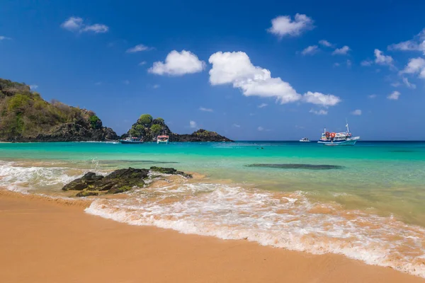 Fernando de Noronha, Sancho Körfezi Sahili, Pernambuco, Brezilya 14 Aralık 2021