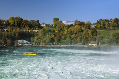 Rhine Falls veya Rheinfall, 21 Ekim 2012 'de İsviçre' nin Schaffhausen kentinde kurulmuş en büyük şelaledir..