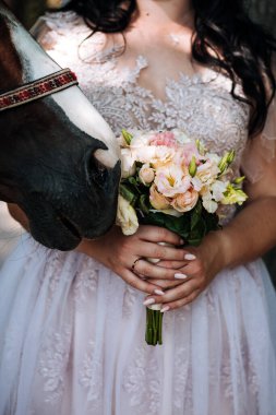    Düğün buketi gelin için