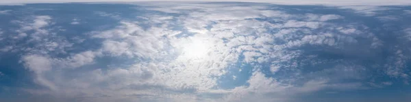 Pembe gökyüzü panoraması, pürüzsüz küresel, eşit dikdörtgen biçiminde. Gökyüzü değişimi için 360 derecelik hava aracının 3 boyutlu grafikleri, oyunu ve düzenlenmesi için tam doruk noktası. — Stok fotoğraf