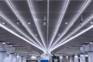 Guangzhou, Çin 1, 2021 Guangzhou Metro 18 hattı ekspres metro hattıdır. Çalışma hızı 160 km / saat (99 mph)).