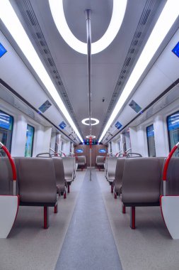 Guangzhou, Çin 1, 2021 Guangzhou Metro 18 hattı ekspres metro hattıdır. Çalışma hızı 160 km / saat (99 mph)).
