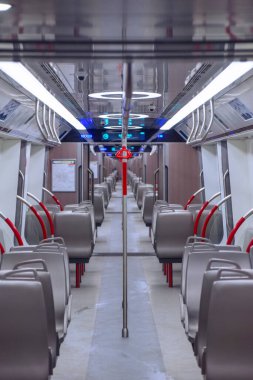 Guangzhou, Çin 1, 2021 Guangzhou Metro 18 hattı ekspres metro hattıdır. Çalışma hızı 160 km / saat (99 mph)).