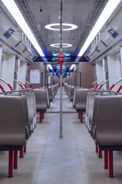 Guangzhou, Çin 1, 2021 Guangzhou Metro 18 hattı ekspres metro hattıdır. Çalışma hızı 160 km / saat (99 mph)).