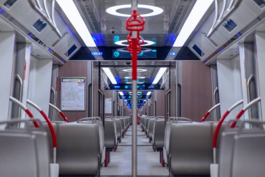 Guangzhou, Çin 1, 2021 Guangzhou Metro 18 hattı ekspres metro hattıdır. Çalışma hızı 160 km / saat (99 mph)).