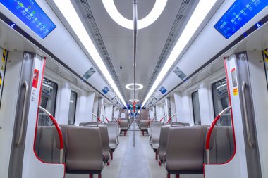 Guangzhou, Çin 1, 2021 Guangzhou Metro 18 hattı ekspres metro hattıdır. Çalışma hızı 160 km / saat (99 mph)).