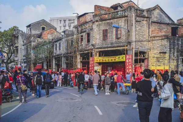 Фошан Провінція Гуандун Китай 2022 Люди Пишуть Пісні Привітаннями Весняний — стокове фото