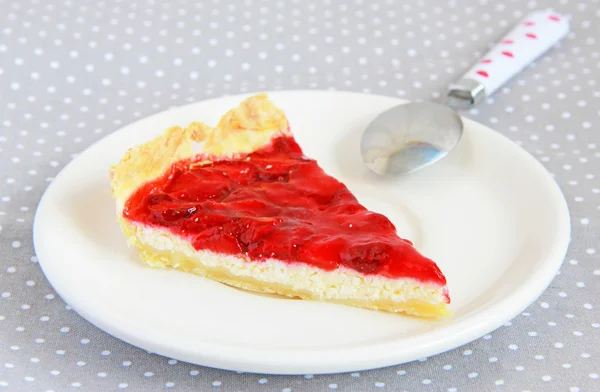 Strawberry tart with cottage cheese — Stock Photo, Image