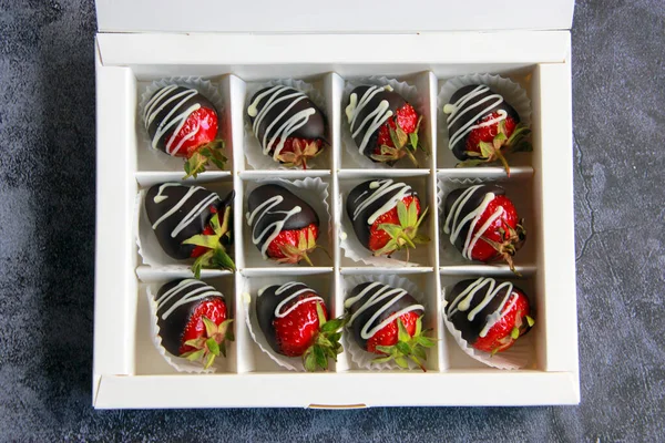 Chocolate Covered Strawberries Homemade Sweets Made Strawberry Covered Belgian Chocolate — Photo