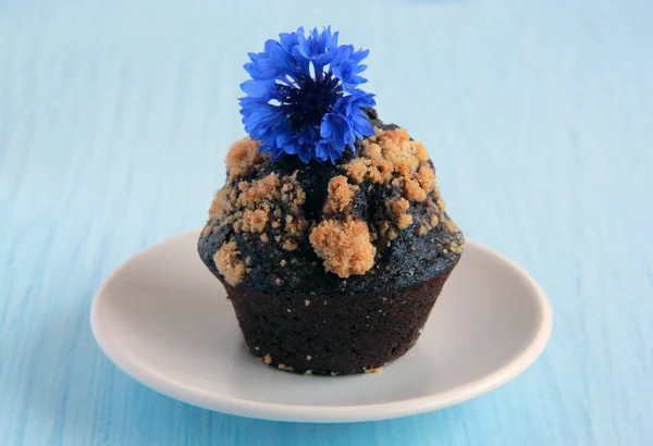 Coklat Muffin Dengan Biskuit Streusel Piring Cupcake Buatan Sendiri Dengan — Stok Foto